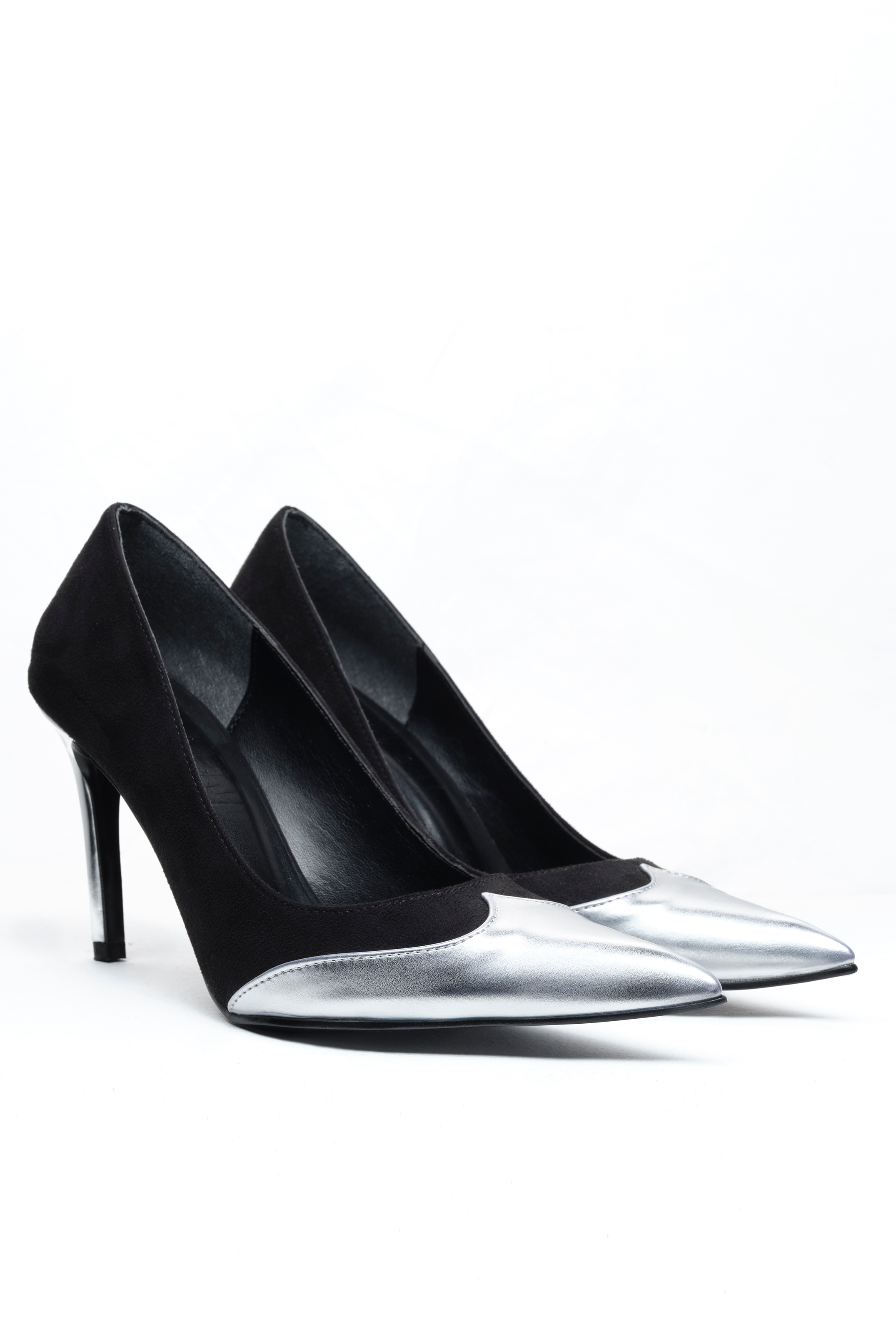 Noctis – Siyah/Metalik Gümüş Süet Stiletto